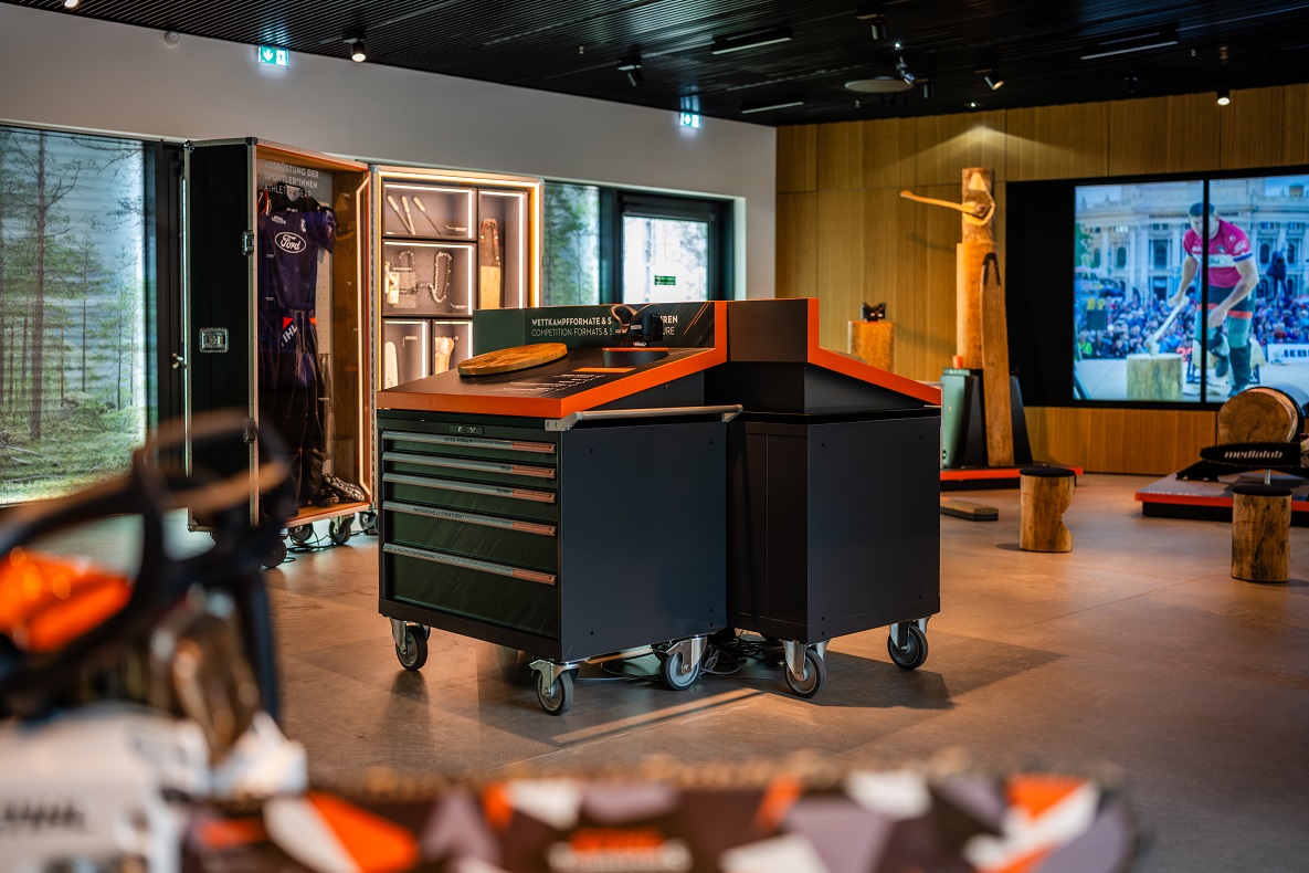 Information modules in the STIHL Brand World.